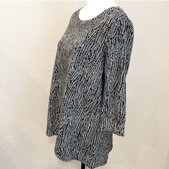 Chicos Zenergy Tunic Top Black White Soft French Terry 3/4 Sleeve Size 1 Medium - Picture 5 of 12